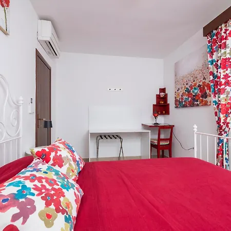 Apartment Cozy In Peroj