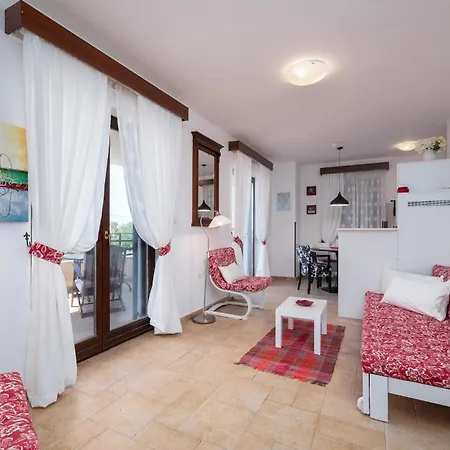 Διαμέρισμα Pet Friendly In With Kitchen