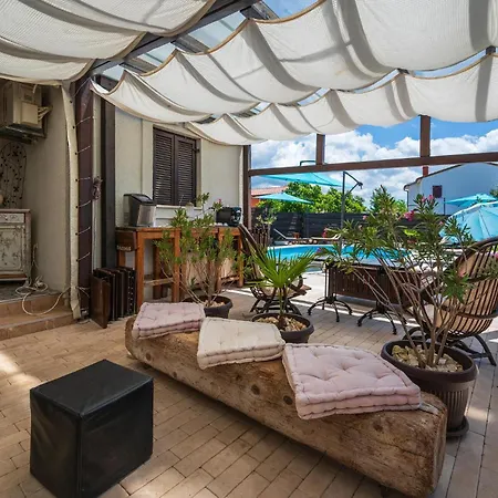 Appartement 1 Bedroom Awesome In